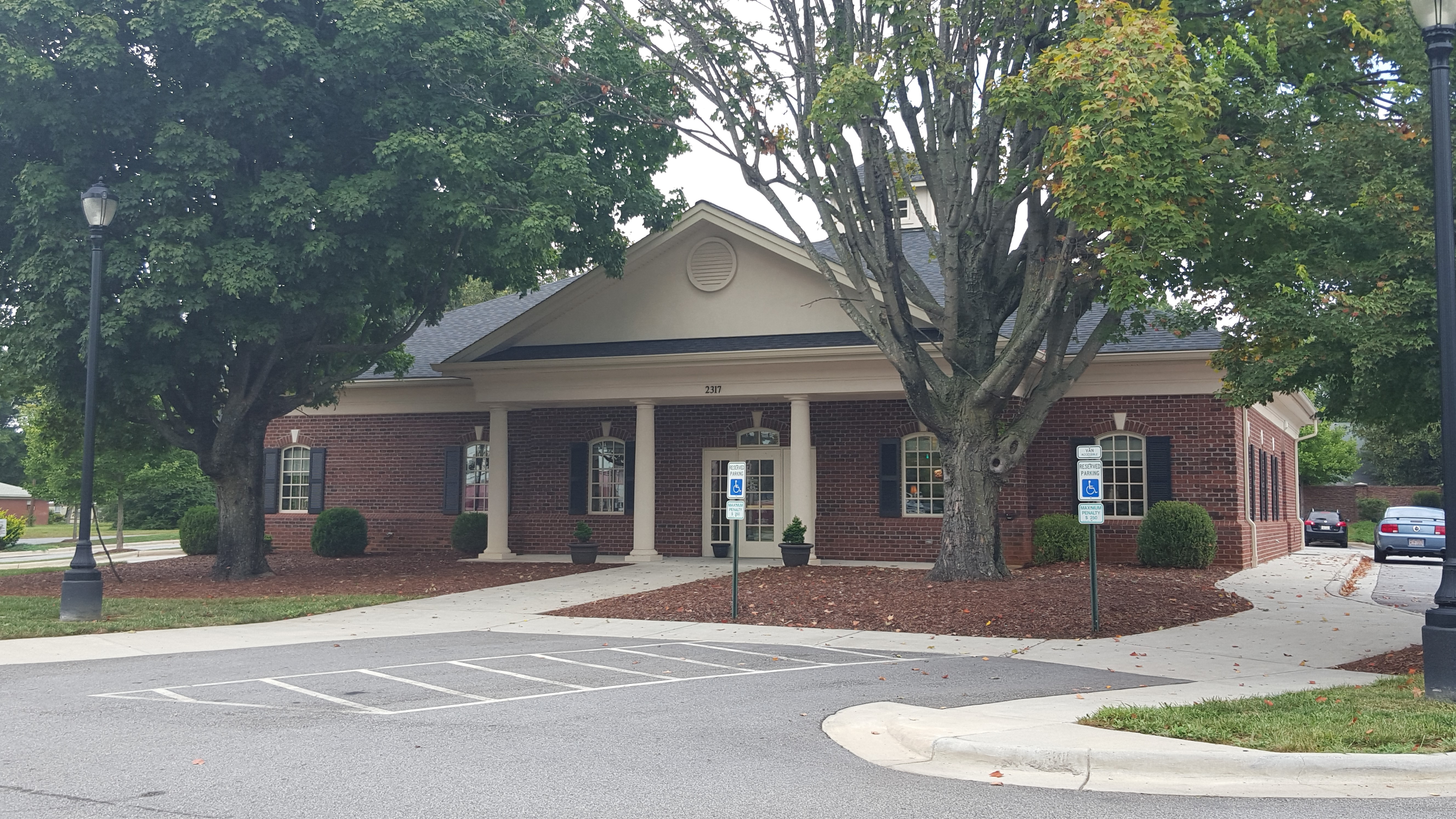 Picture of Bank of Ozarks, Lincolnton, North Carolina